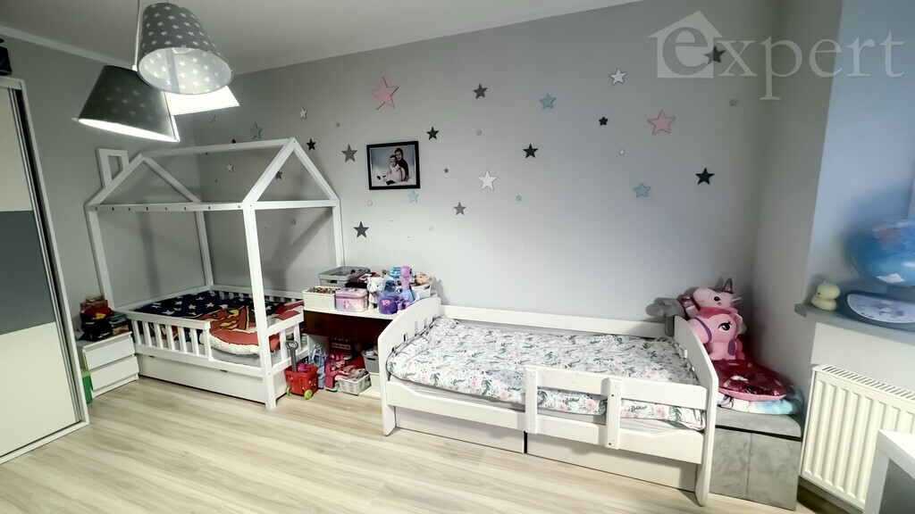 3 pokoje z garażem w centrum, obok pięknego parku (6)