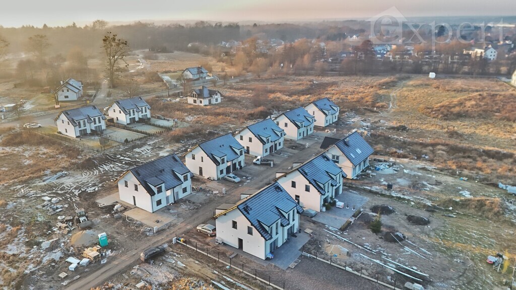 Dom bliźniak- Zieleniewo nad jeziorem Miedwie (6)