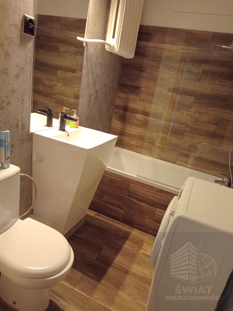 Os. Bukowe ul. Mączna 2 pok. cena 2000 zł (6)