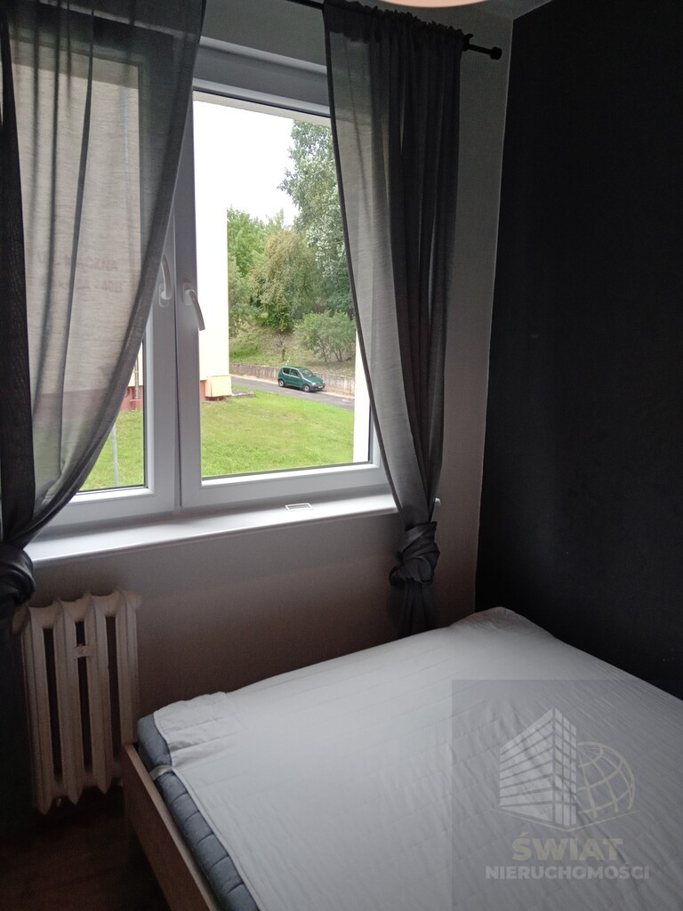 Os. Bukowe ul. Mączna 2 pok. cena 2000 zł (11)