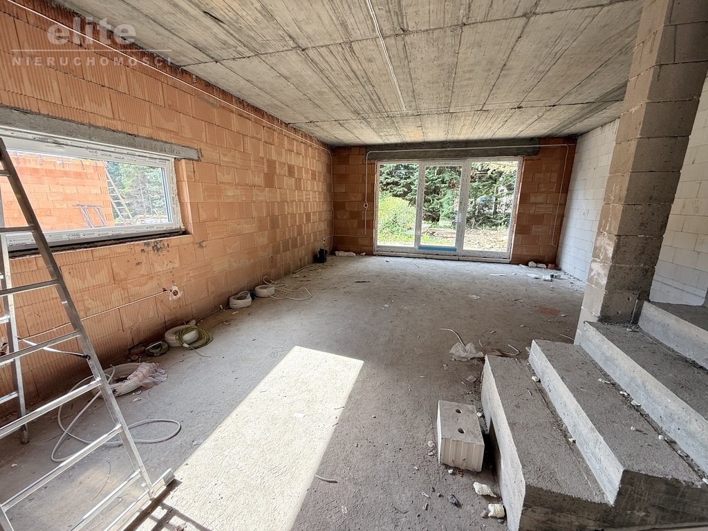 Bezrzecze bliźniak bez skosów , 5 pokoi (3)