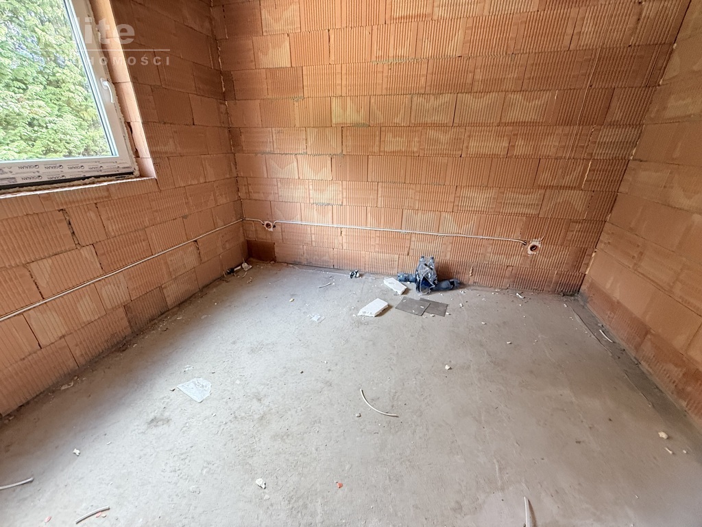 Bezrzecze bliźniak bez skosów , 5 pokoi (7)