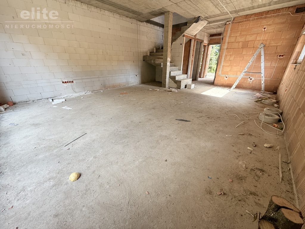 Bezrzecze bliźniak bez skosów , 5 pokoi (5)