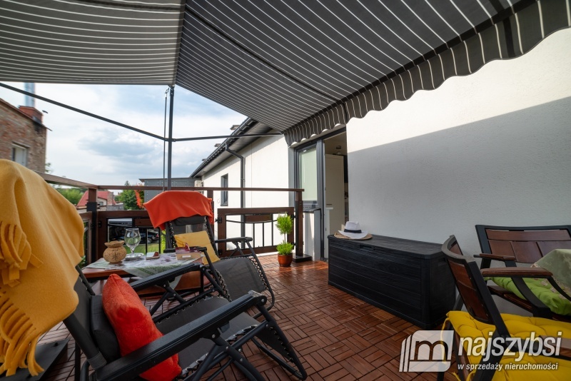 Duży dom w centrum miasta z częścią na wynajem. (34)