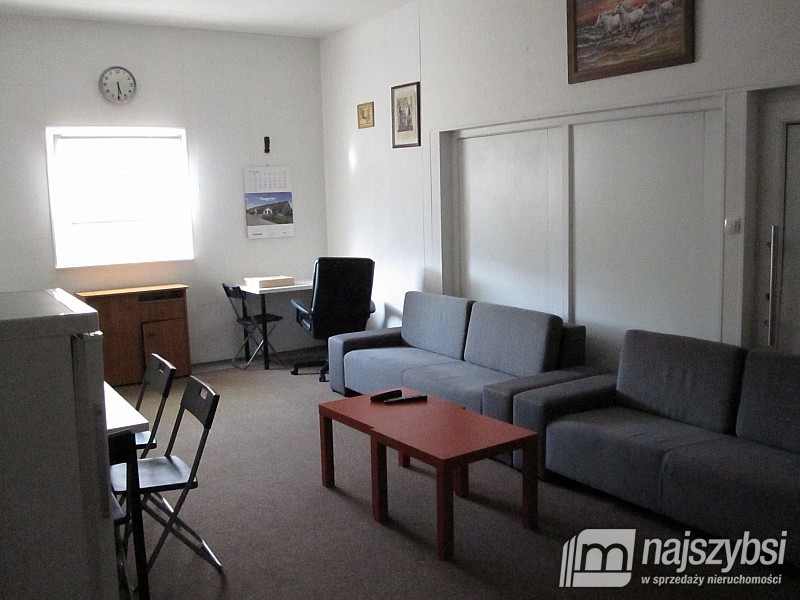 Duży dom w centrum miasta z częścią na wynajem. (38)