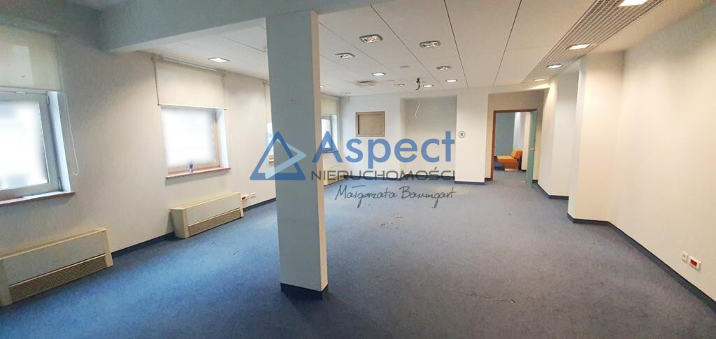 Komfortowa powierzchnia biurowa, 241 m2 w Centrum. (12)
