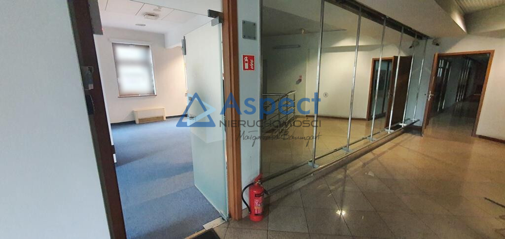 Komfortowa powierzchnia biurowa, 241 m2 w Centrum. (4)