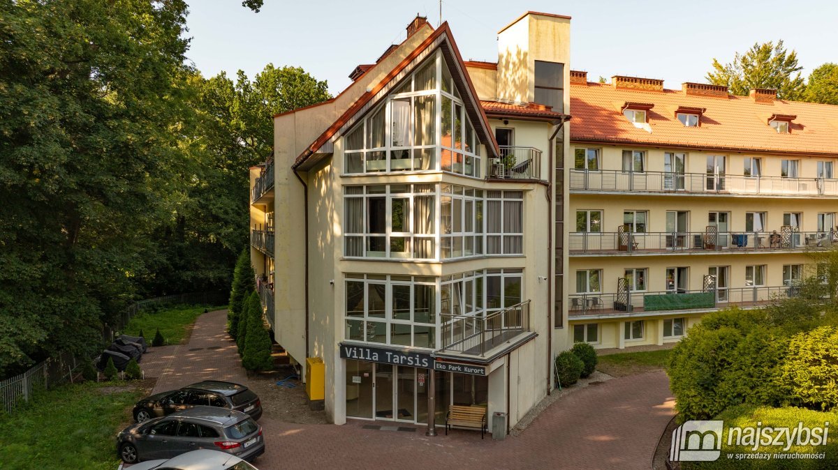 KOŁOBRZEG- PRZESTRONNY APARTAMENT 2 POKOJOWY 900M  (15)
