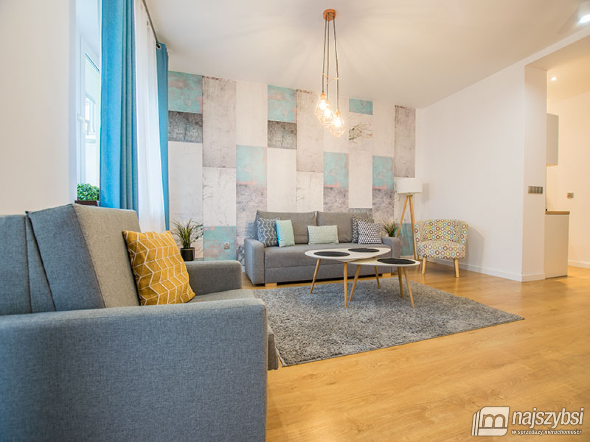 KOŁOBRZEG- PRZESTRONNY APARTAMENT 2 POKOJOWY 900M  (6)