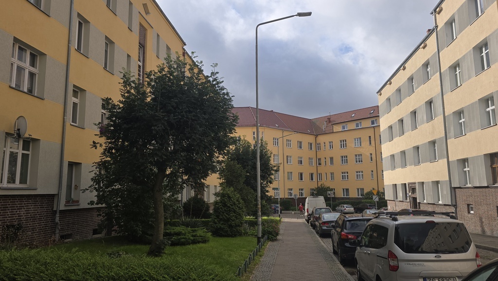 Przestronne, rozkładowe 2. pokojowe - po remoncie! (15)