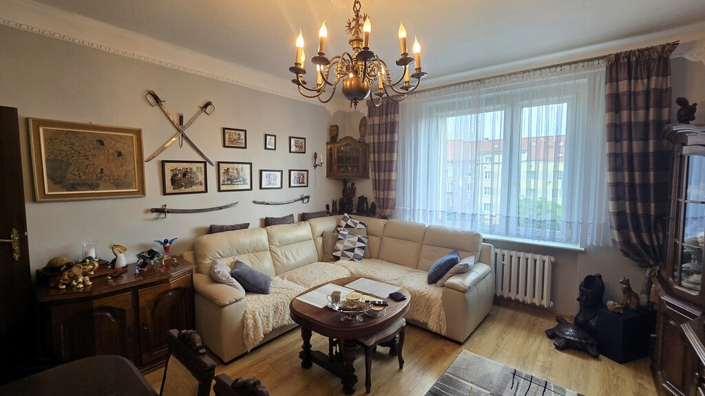 Przestronne, rozkładowe 2. pokojowe - po remoncie! (1)