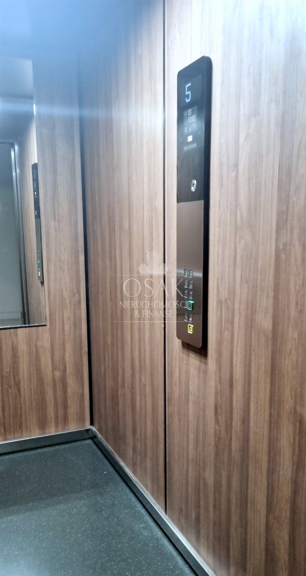 Do wynajęcia komfortowe 2pok.+m.postojowe CENTRUM (12)