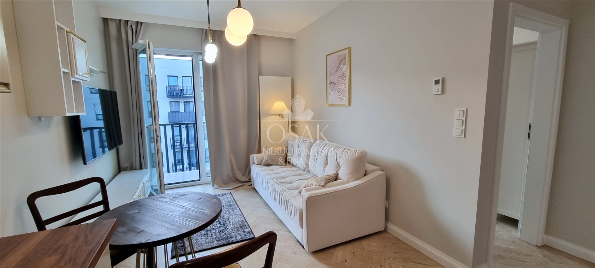 Do wynajęcia komfortowe 2pok.+m.postojowe CENTRUM (6)