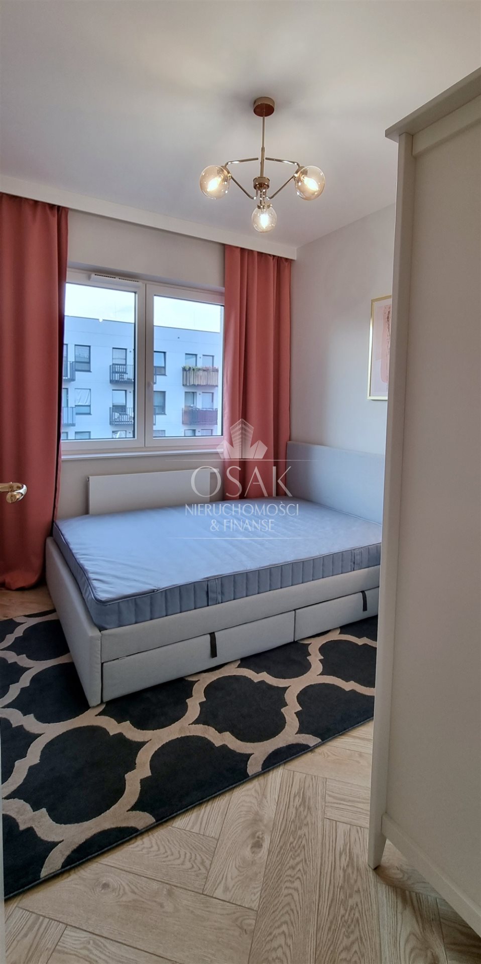 Do wynajęcia komfortowe 2pok.+m.postojowe CENTRUM (7)