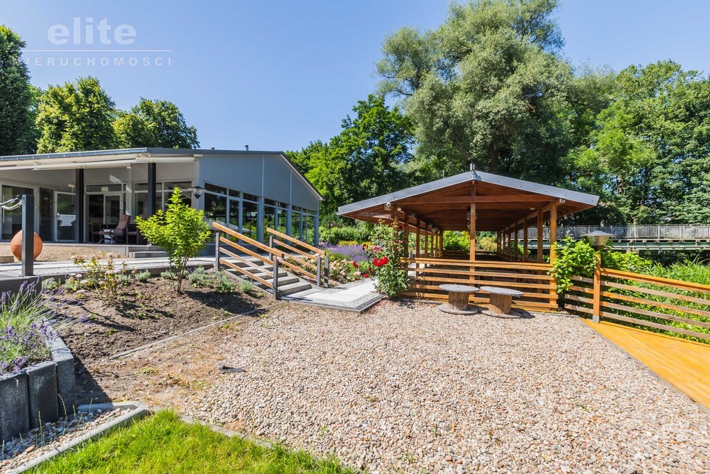 Restauracja Słoneczko w Parku Chopina, przy rzece (7)