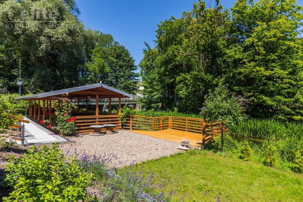 Restauracja Słoneczko w Parku Chopina, przy rzece (12)