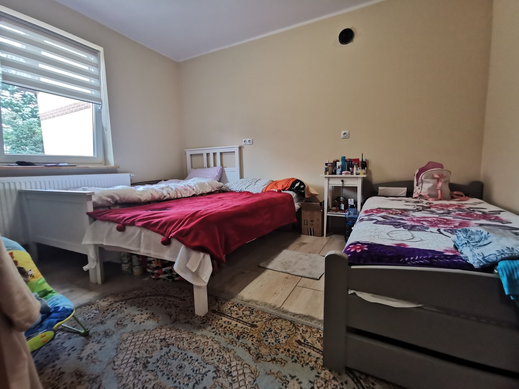 Płonia! Dom, 13 pokoi, 3 łazienki, do 30 osób. (5)