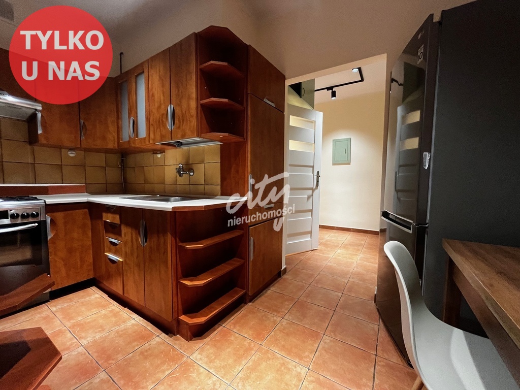 KAWALERKA 38M2 W PODJUCHACH, PARTER (8)