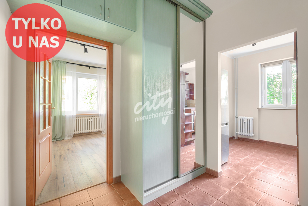 KAWALERKA 38M2 W PODJUCHACH, PARTER (10)