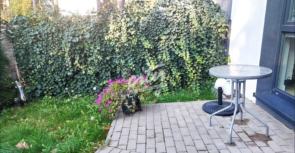 Dom- atrakcyjna lokalizacja przy parku (18)