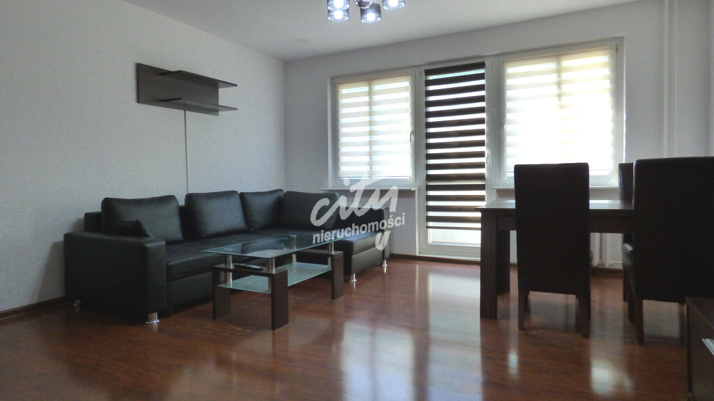 2 POK UMEBLOWANE Z BALKONEM W CENTRUM (1)