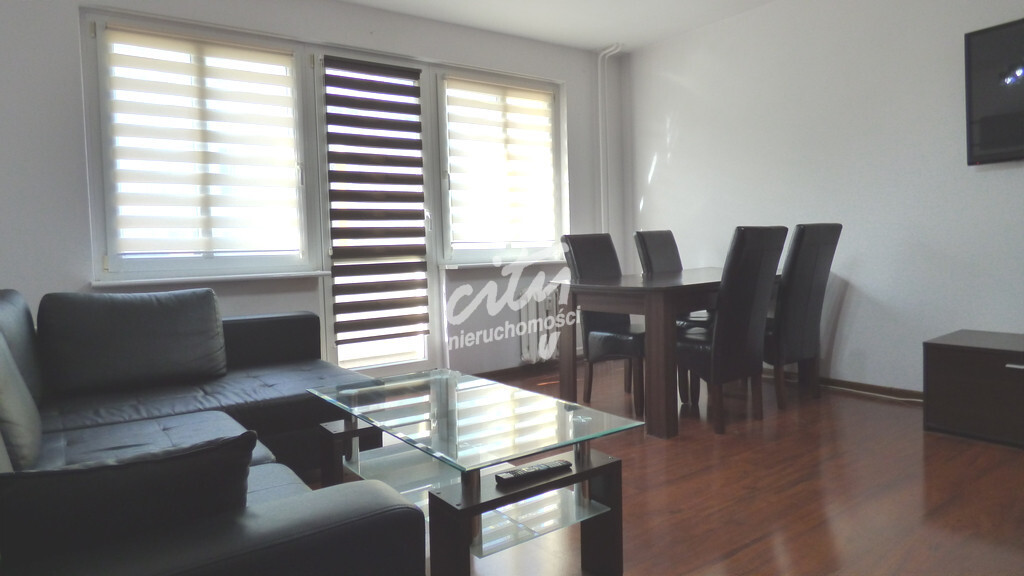 2 POK UMEBLOWANE Z BALKONEM W CENTRUM (3)