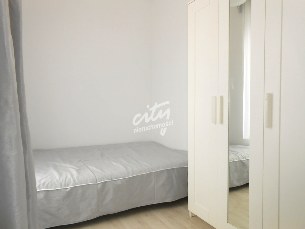 2 POKOJE NA GUMIEŃCACH (4)