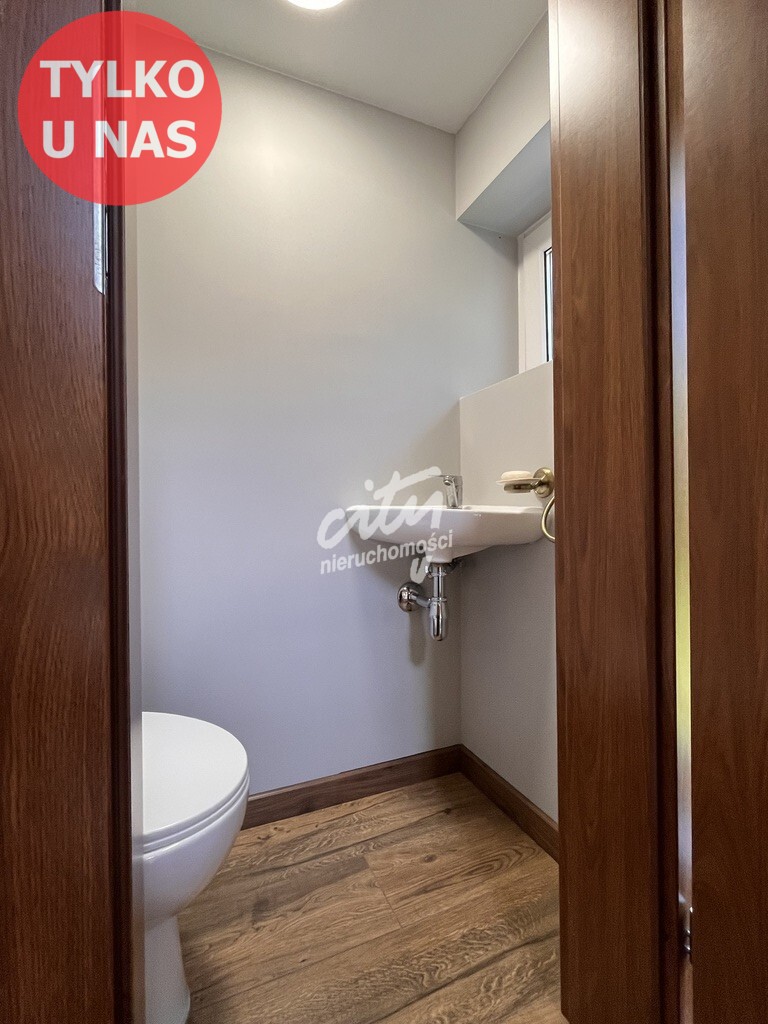 Wyjątkowy dom na zadbanej działce 9000 m² (15)