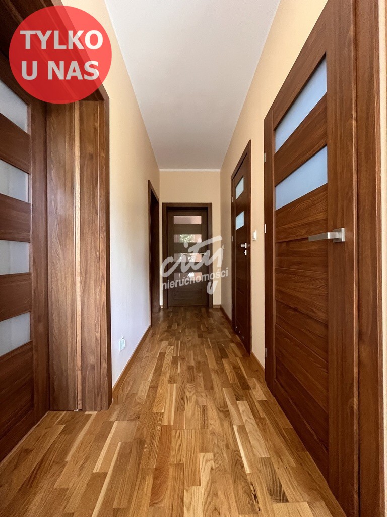 Wyjątkowy dom na zadbanej działce 9000 m² (11)