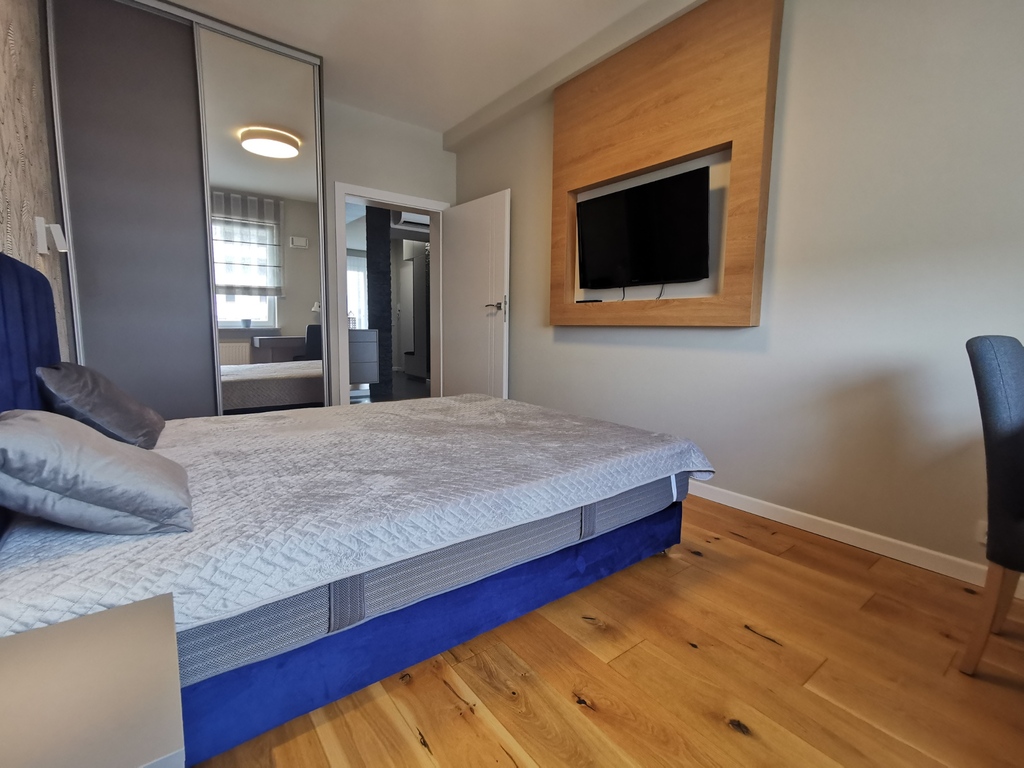 Nautica III. 2 pokoje z garderobą i klimatyzacją. (8)