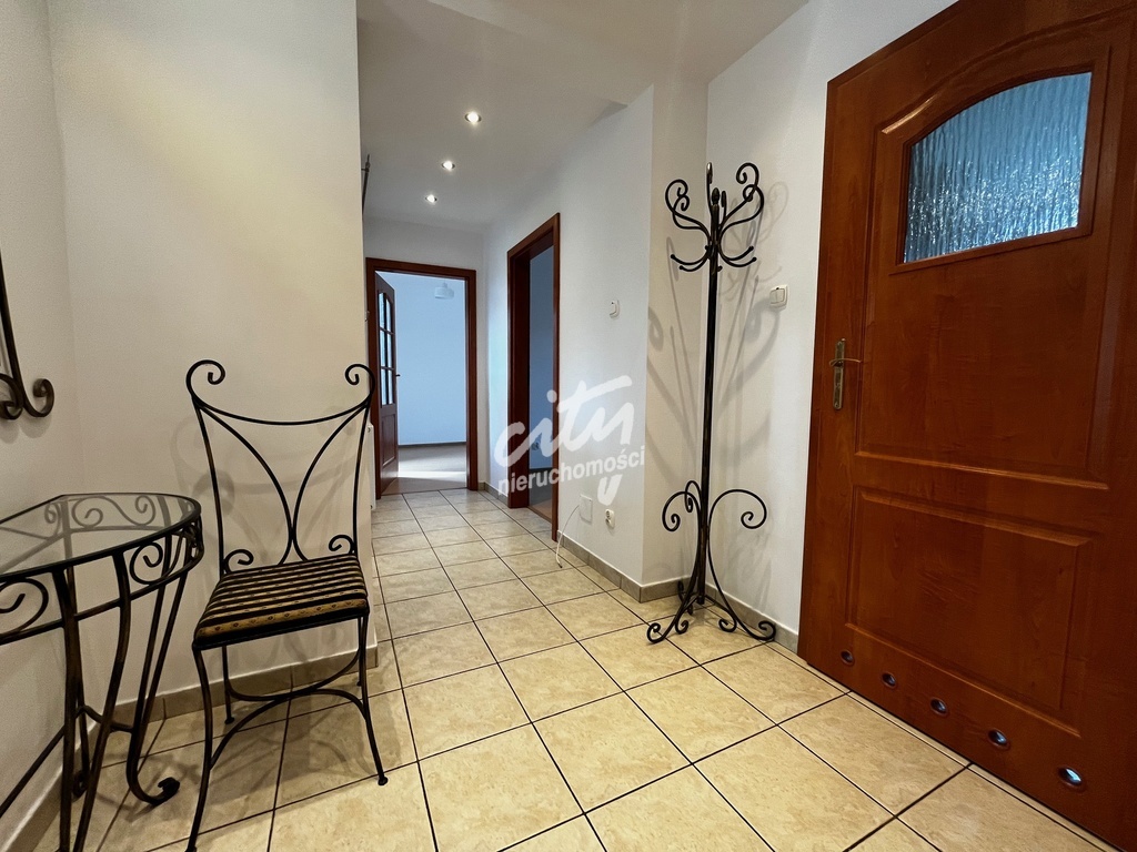 4 pokoje na Pogonie z garażem (10)