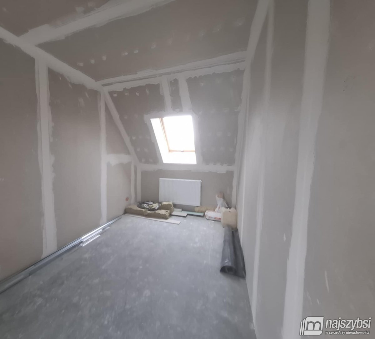 Nowogard - dom wolnostojący w stanie deweloperskim (10)