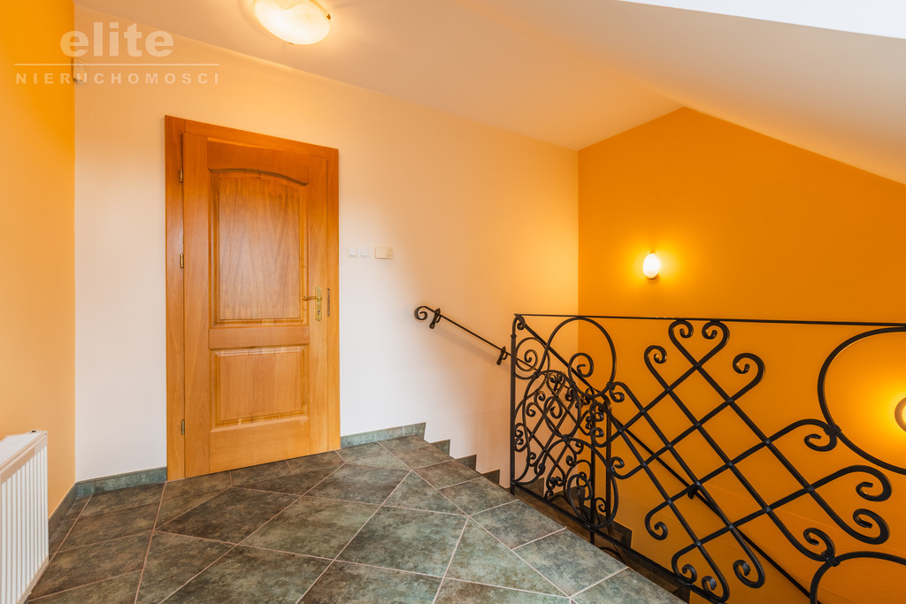 Szczecin Bezrzecze dom wolnostojący 178m2+2 garaże (21)