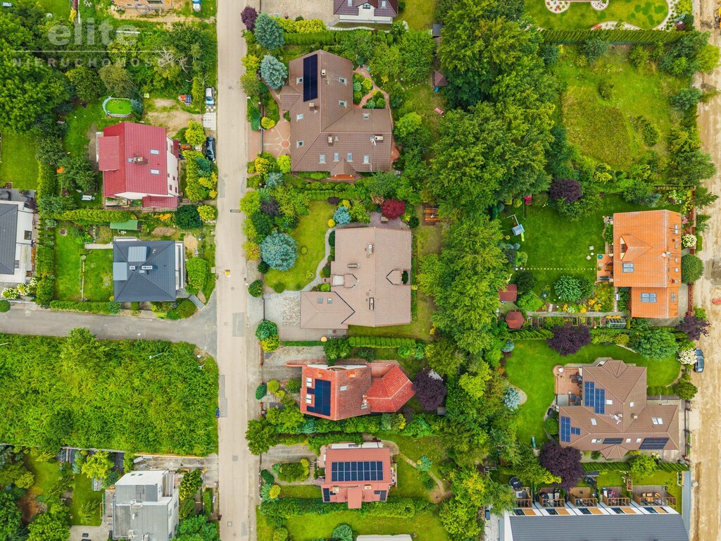 Szczecin Bezrzecze dom wolnostojący 178m2+2 garaże (2)