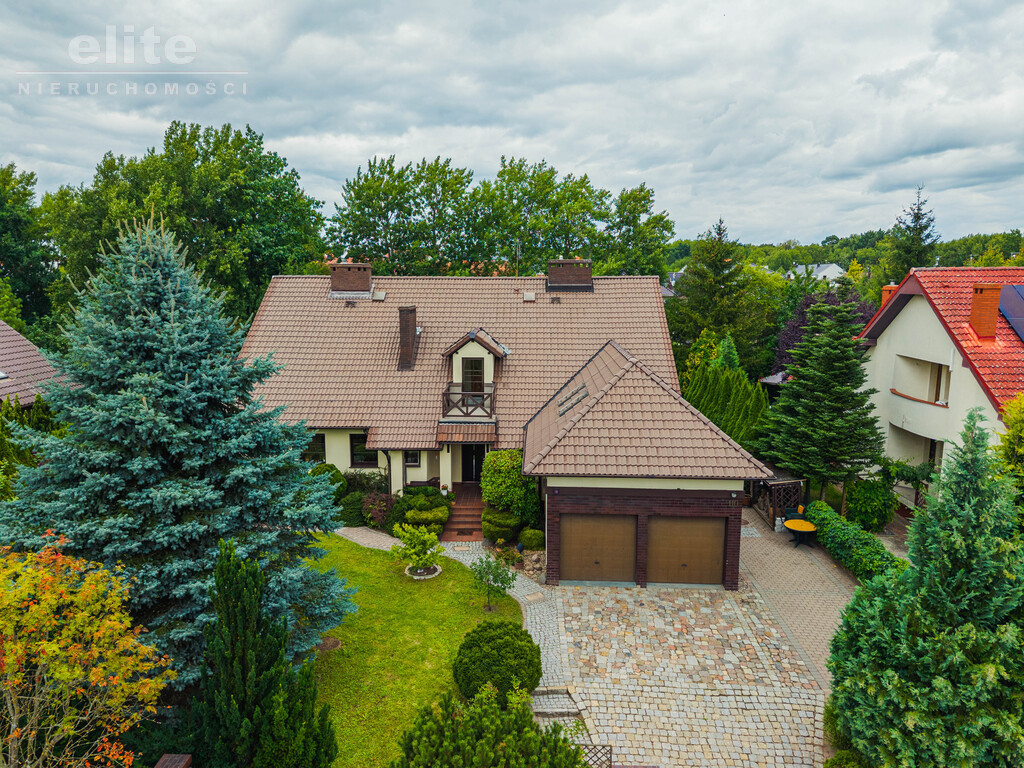 Szczecin Bezrzecze dom wolnostojący 178m2+2 garaże (3)