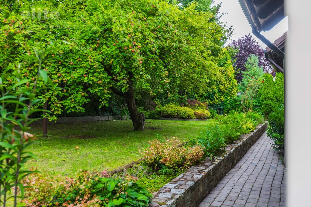 Szczecin Bezrzecze dom wolnostojący 178m2+2 garaże (7)