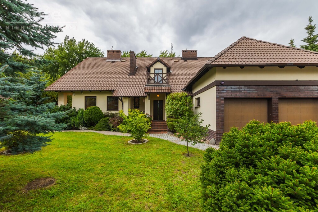 Szczecin Bezrzecze dom wolnostojący 178m2+2 garaże (9)