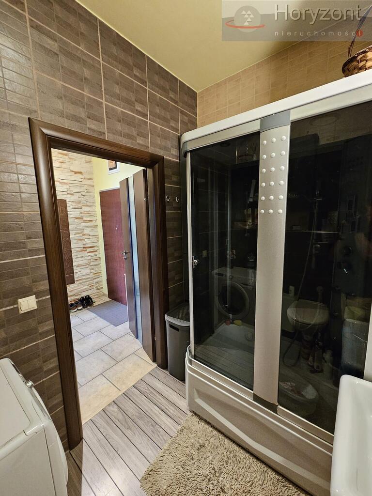 2pok. z miejscem postojowym, 2009r. winda, fitnes (12)