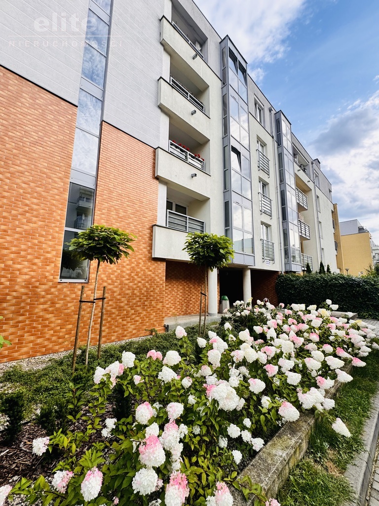 Gumieńce 2 pok. z balkonem i m. postojowym (10)