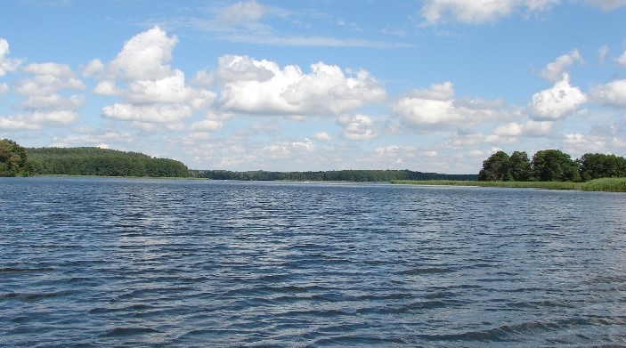 Działka budowlana nad jeziorem PILE (1)