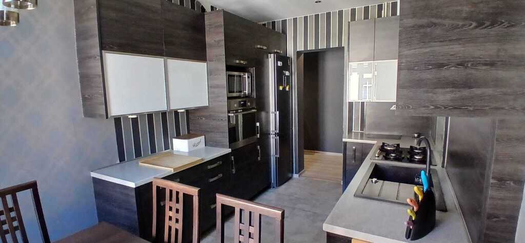 Przestronne mieszkanie w kamienicy w samym centrum (7)