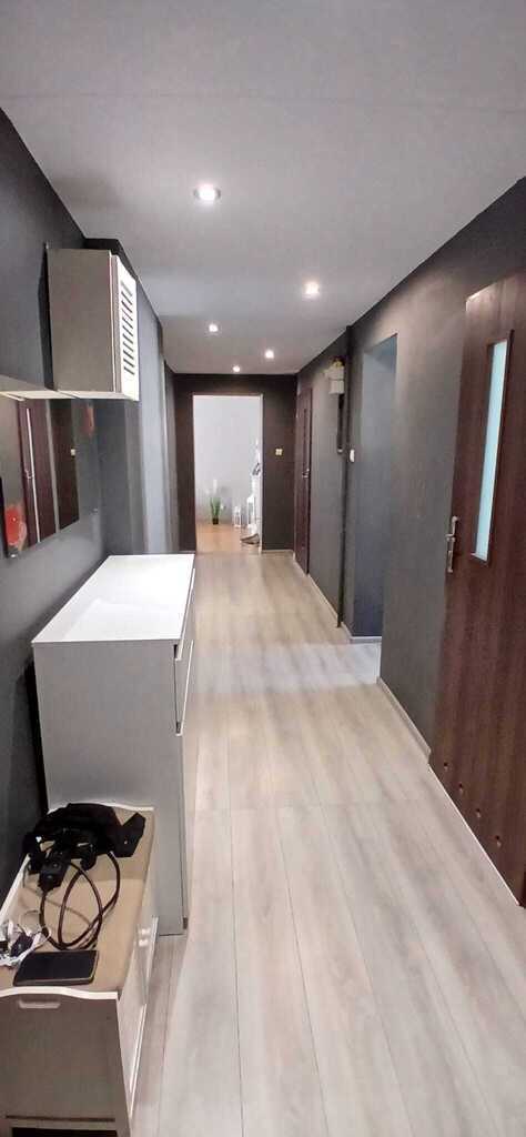 Przestronne mieszkanie w kamienicy w samym centrum (10)