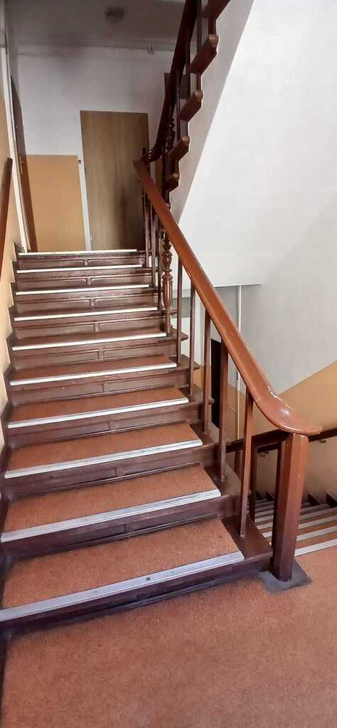 Przestronne mieszkanie w kamienicy w samym centrum (11)