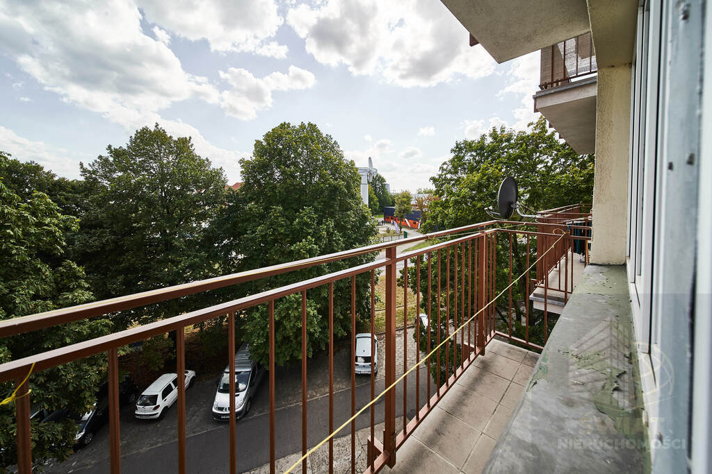 3 pokoje mieszkanie wielka płyta (15)