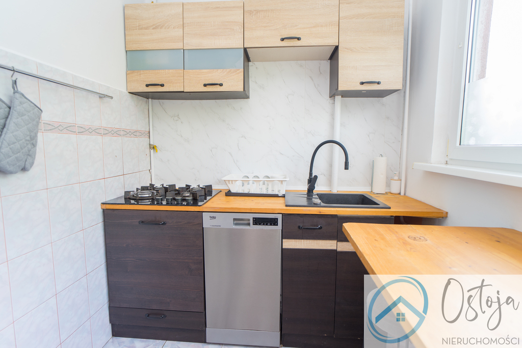 Trzypokojowe, parter z balkonem Police (11)