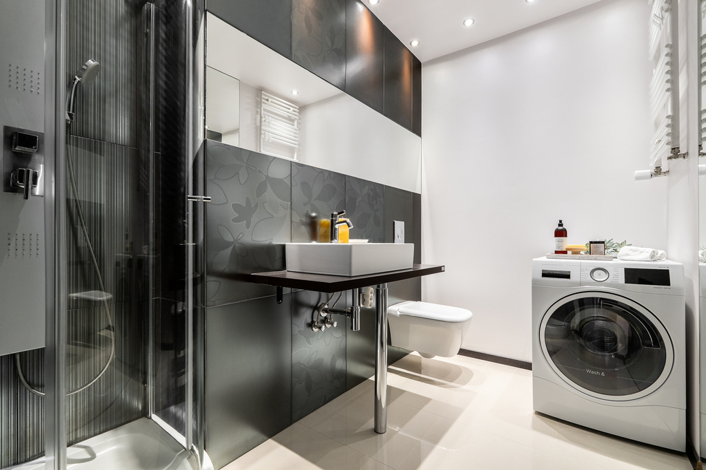 Przestrone 3pok z tarasem, 2x kom.lok. 2 m. garaż (8)