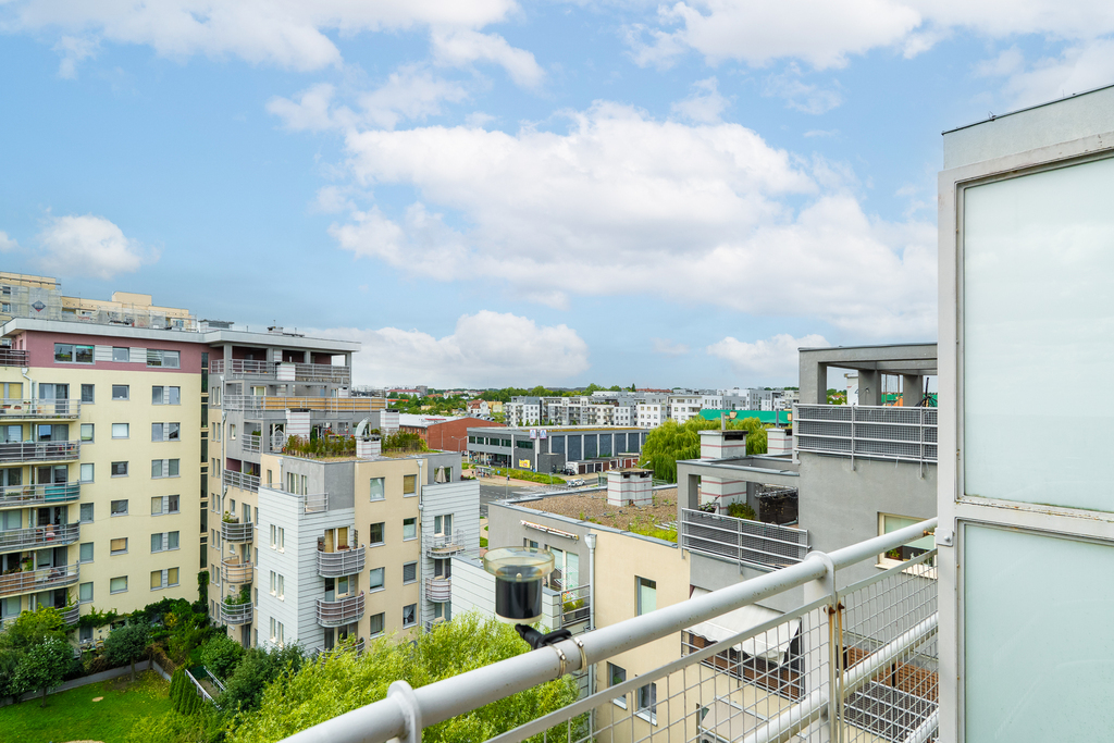 Przestrone 3pok z tarasem, 2x kom.lok. 2 m. garaż (3)