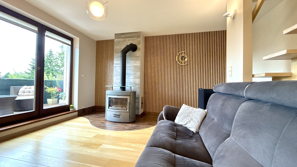 Na sprzedaż 3 pokojowe mieszkanie z garażem (3)