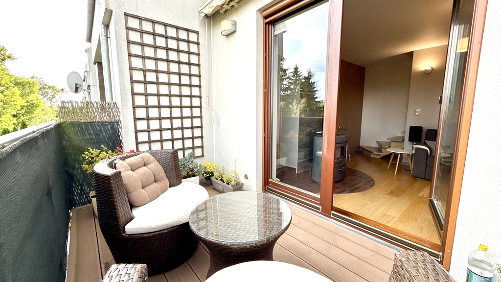 Na sprzedaż 3 pokojowe mieszkanie z garażem (8)