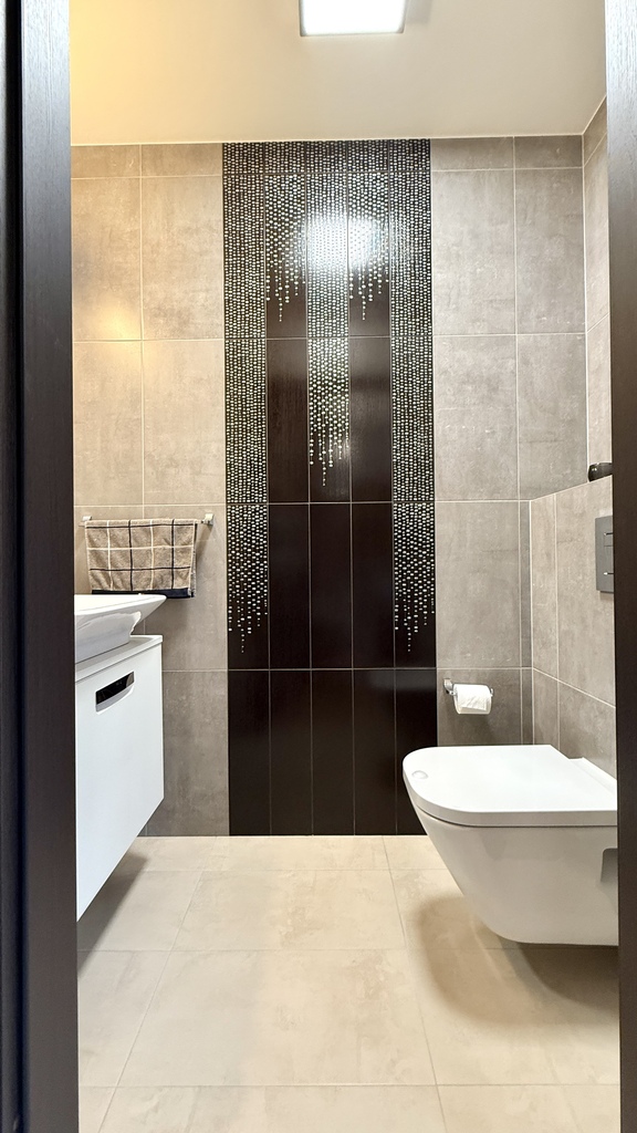 Na sprzedaż 3 pokojowe mieszkanie z garażem (10)